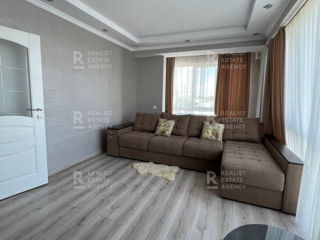 Apartament cu 2 camere, 70 m², Centru, Chișinău foto 5