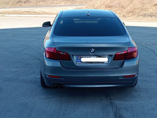 BMW 5 Series foto 3