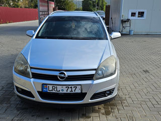 Opel Astra foto 1