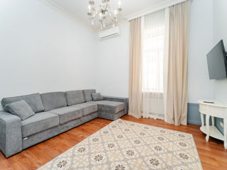 Vânzare apartament în 2  nivele , cu intrare proprie , încălzire de autonomă ! foto 4