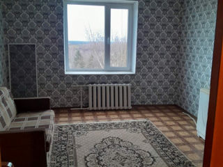 Apartament cu 2 camere, 57 m², Periferie, Ocnița foto 5