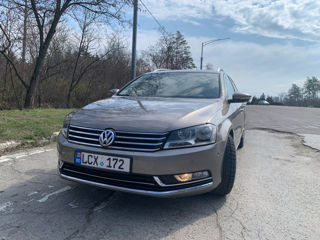 Volkswagen Passat foto 2