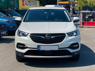 Opel Grandland X foto 2