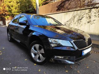 Skoda Superb foto 4