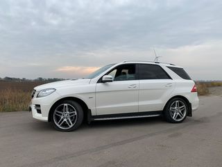 Mercedes ML Class foto 1