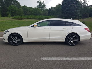 Mercedes CLS Class foto 15