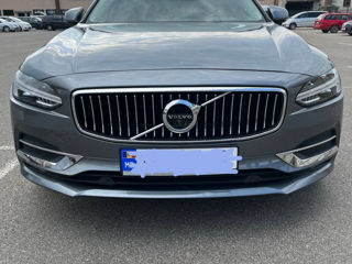 Volvo S90 foto 1