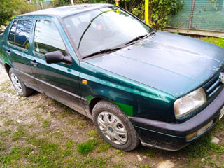 Volkswagen Vento foto 2