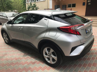 Toyota C-HR foto 3