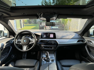 BMW 5 Series foto 9