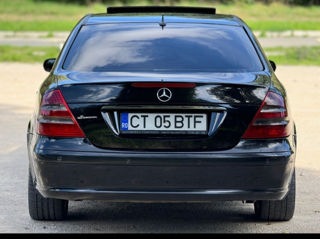 Mercedes E-Class foto 6