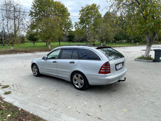 Mercedes C-Class