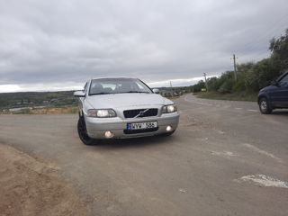 Volvo S60 foto 1