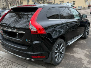 Volvo XC60 foto 3