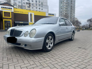 Mercedes E-Class