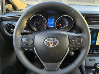 Toyota Auris foto 10