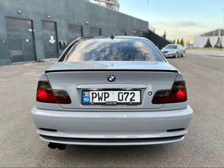 BMW 3 Series Coupe foto 6