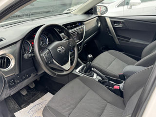 Toyota Auris foto 11