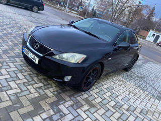 Lexus IS Series