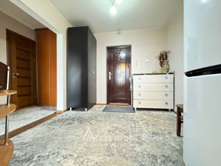 Apartament cu 2 camere, 60 m², Centru, Chișinău foto 12