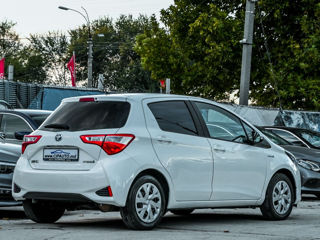 Toyota Yaris foto 2