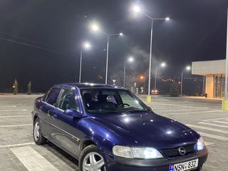 Opel Vectra foto 1