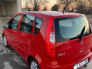 Mitsubishi Colt foto 3