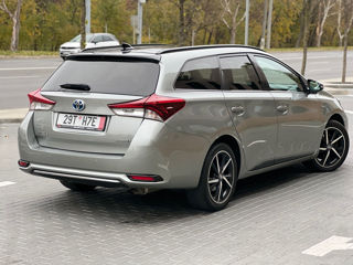 Toyota Auris foto 2