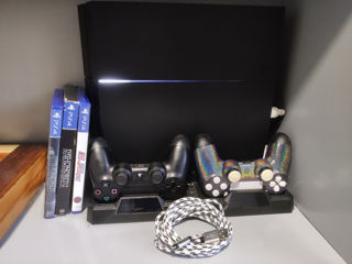 PS4  3600 lei