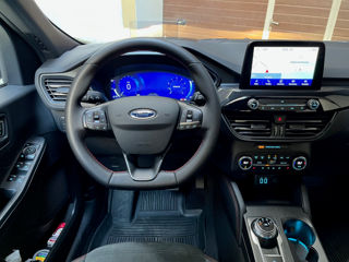 Ford Kuga foto 8