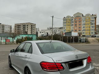 Mercedes E-Class foto 12