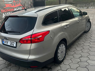 Ford Focus foto 6