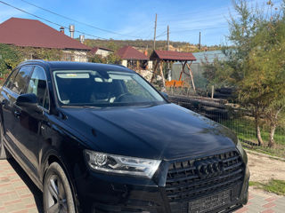 Audi Q7 foto 2