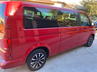 Volkswagen Caravelle foto 3