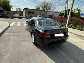 BMW 5 Series foto 7