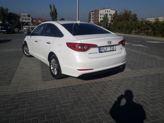 Hyundai Sonata foto 4