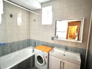 Apartament cu 3 camere, 113 m², Buiucani, Chișinău foto 6