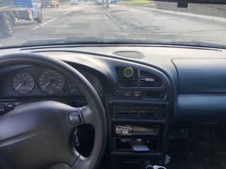 Mazda 323 foto 3