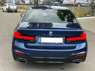 BMW 5 Series foto 2