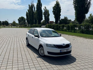 Skoda Rapid foto 1