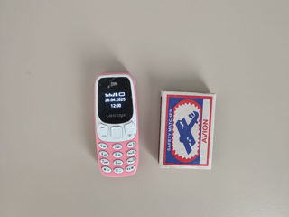 Vind 2 telefoane (150 lei si 500 lei).Livrare gratuita Primul telefon este nou in cutie foto 1
