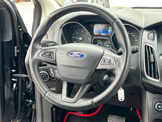 Ford Focus foto 9