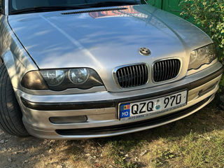 BMW 3 Series foto 4