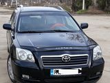 Toyota Avensis foto 3