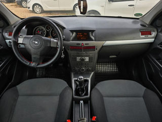 Opel Astra foto 7