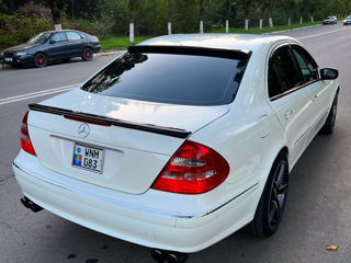 Mercedes E-Class foto 19