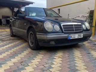 Mercedes E-Class