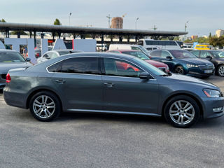 Volkswagen Passat foto 4