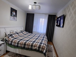 Apartament cu 3 camere, 82 m², Periferie, Ialoveni foto 6