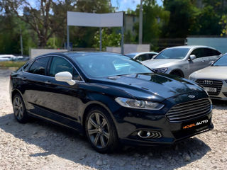 Ford Fusion foto 2